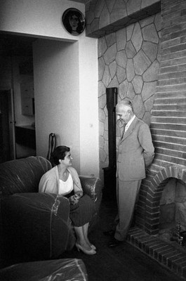 Italian politician Sandro Pertini looking into eyes wife Carla Vol- Old Photo