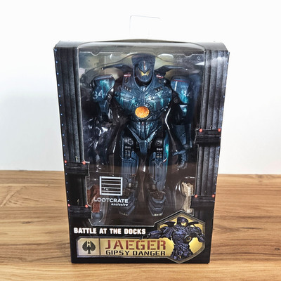 2016 NECA LootCrate Exclusive Pacific Rim Gipsy Danger Battle At The Docks 7.5''