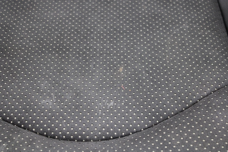 Nissan 370z 2009-2020 cupé asiento inferior derecho cojín/rieles OEM MN63 Foto 4 de 4