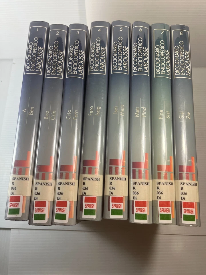 Diccionario Enciclopedico Larousse 8 Volumenes In Color 1995 2nd Edition Spanish - Image 2 of 4