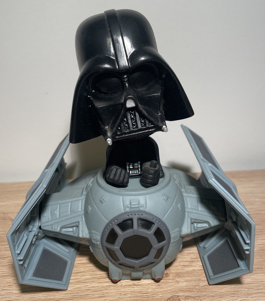 Darth Vader Bobble Head De 11Cm Funko Wacky Wobbler