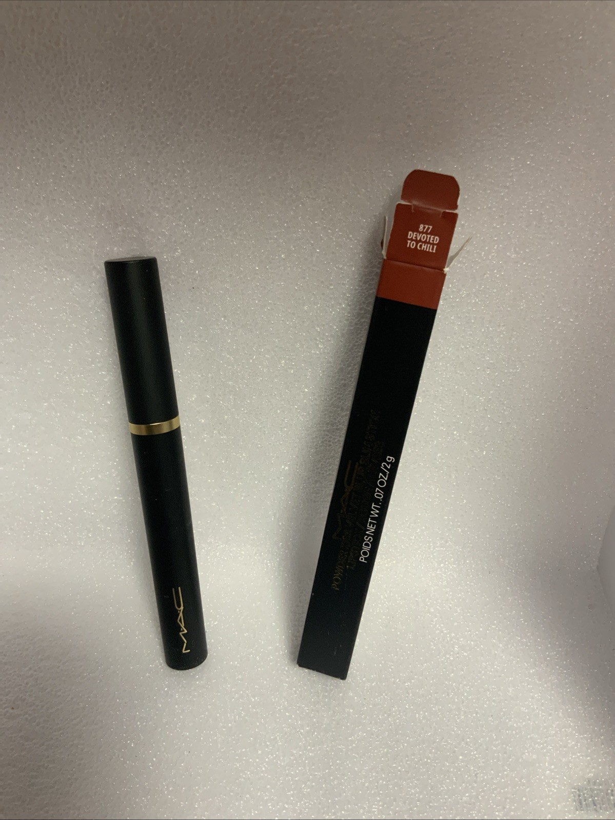 MAC Powder Kiss Red Lipstick Velvet Blur Slim Stick 877 Devoted To Chili