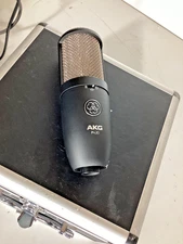 AKG P420  Multipattern Large Diaphragm True Condenser Microphone