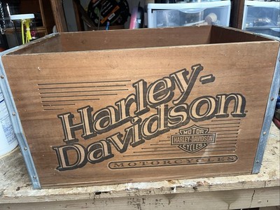 Vintage Harley Davison wooden crate Motor Company Established 1903