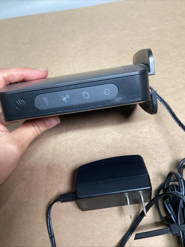 AT&T Microcell CISCO Model DPH-154 Wireless Cell Signal Booster - Image 3 of 4