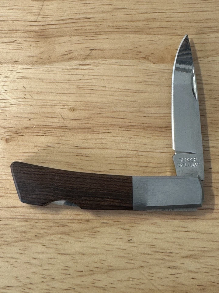 Navaja de Bolsillo Caballero Plata Japón Gerber 250 A Sakai De Colección Nueva En Caja Original Foto 4 de 4