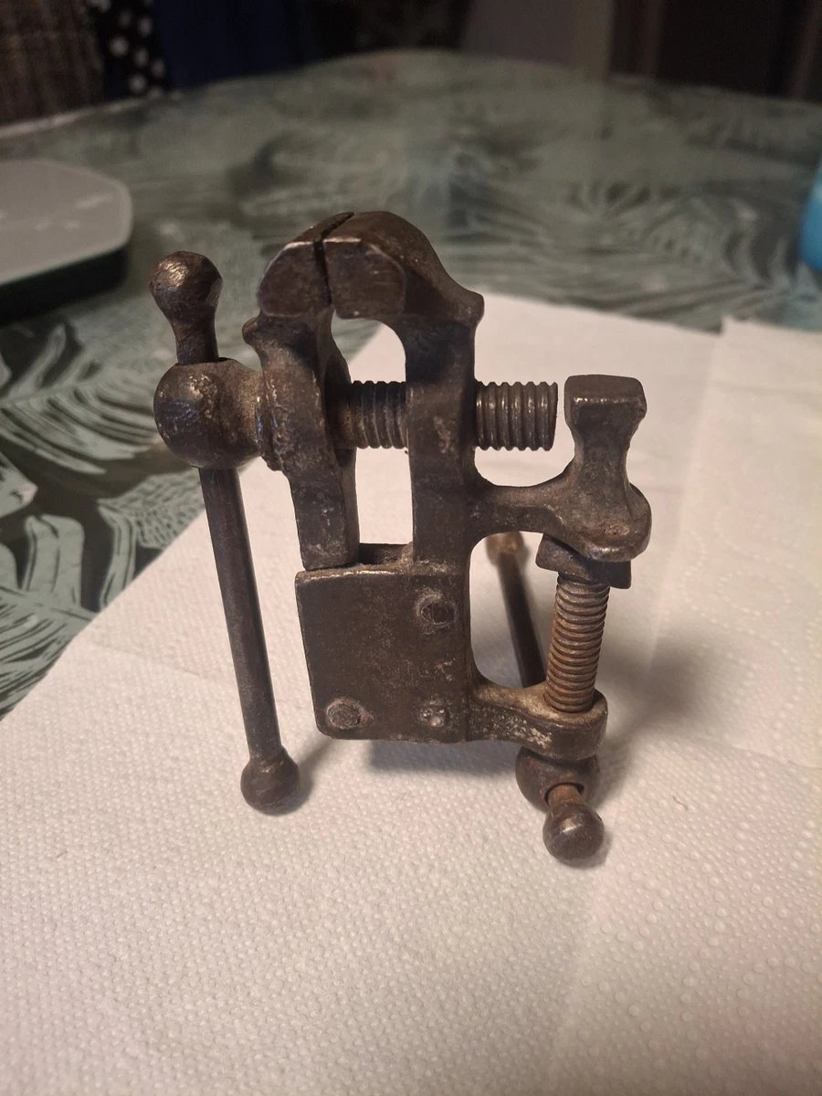 Petite Enclume Ancienne En Acier Chromé – Outil Vintage Déco
