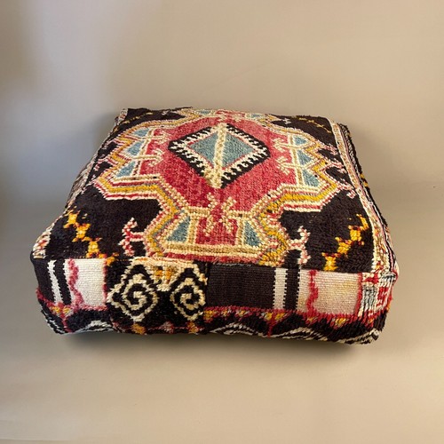 Vintage Kilim Floor Cushion Pouf Footstool Carpet Moroccan Handwoven Stuffed - Picture 14 of 21