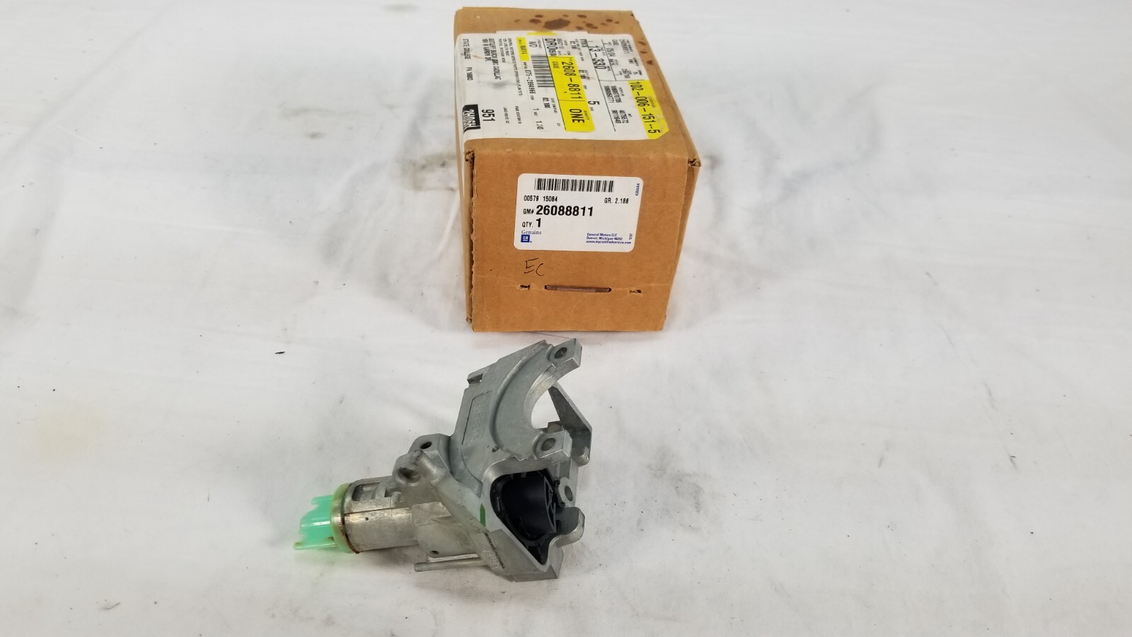 NEW GM 0713 Silverado Ignition Lock Cylinder Housing 26088811 OEM eBay