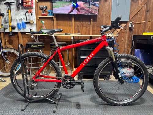 Leader mountain bike LD-515 26er XTR Sun Ringle