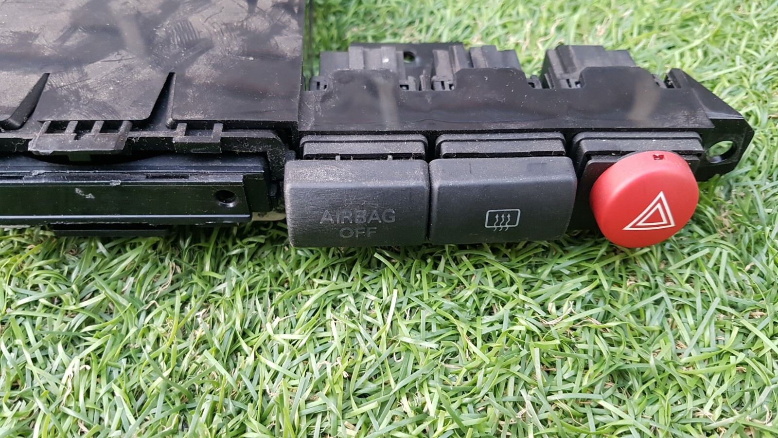 SEAT MK3 0208 DASHBOARD SWITCHES HAZARD AIR BAG REAR WINDOW