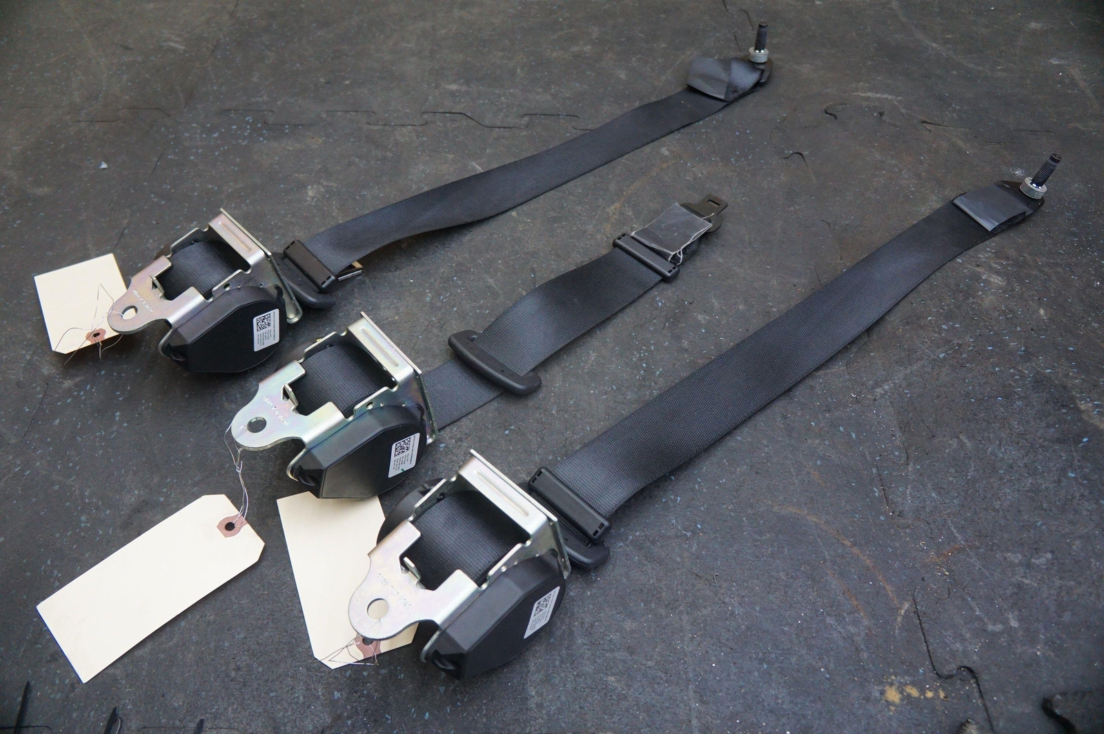 Set Of 3 Rear Seat Belt Retractor 670017440 670017437 Maserati Ghibli 14-17+