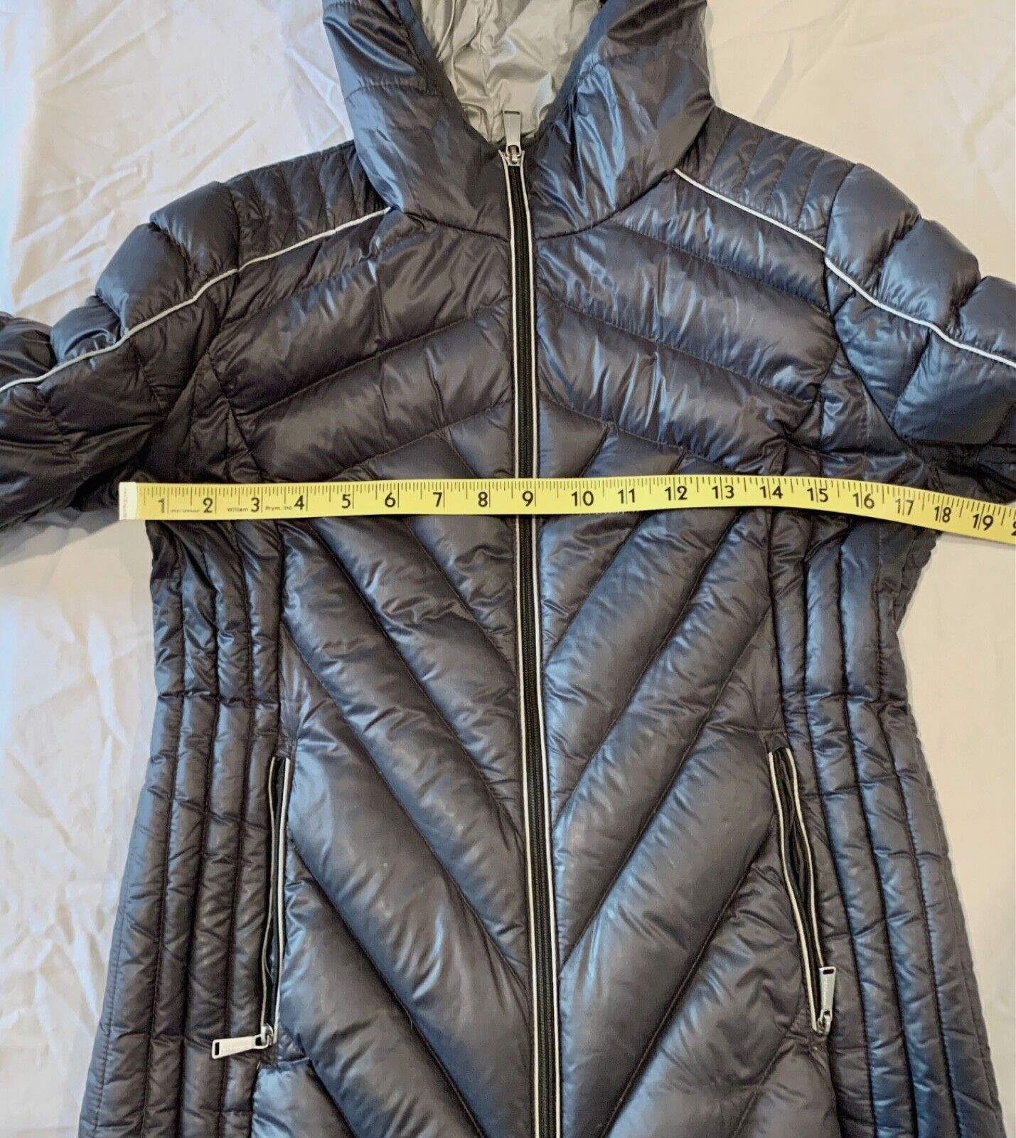 BCBGeneration Women's Gray Puffer Down Jacket Sma… - image 10