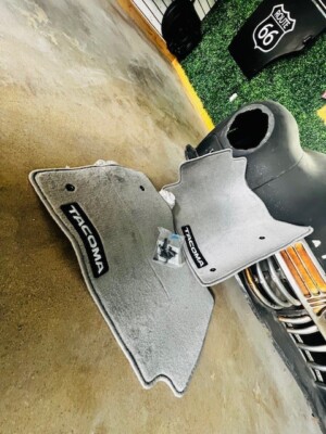(1) OEM Genuine Tacoma Regular Cab 2pc Floor Mats Light Gray PT206-35100-13