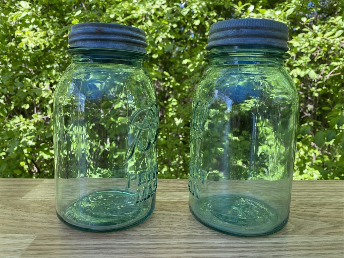 2 Vintage Blue Mason Jars with Zinc Alloy Lids #2 #4 Perfect Mason