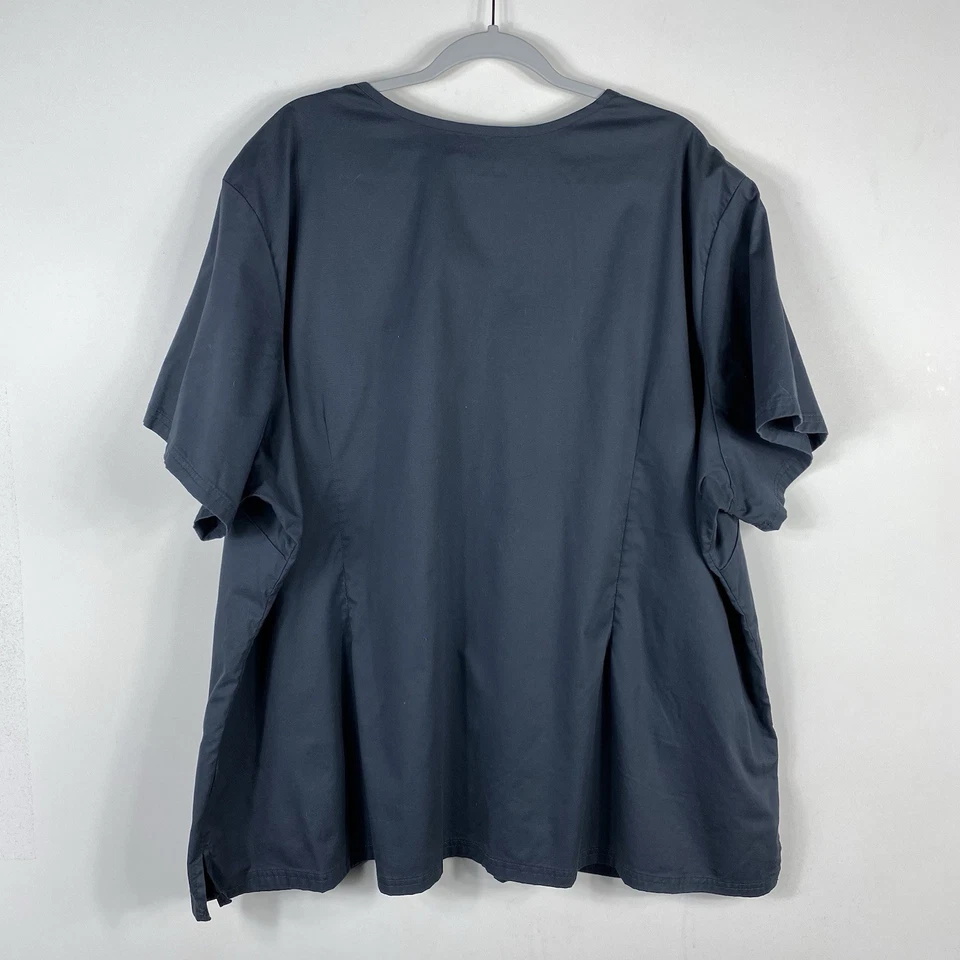 Butter-Soft Plus Size 5X Stretch Women's 4-Pocket V-Neck Scrub Top Pewter Gray - Image 2 of 4