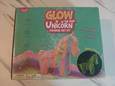 Unicorn Pouring Art Craft Kit Glow In The Dark -Kids Ages 6-8- New