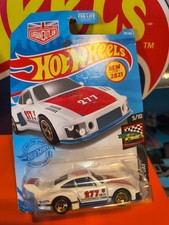 Hot Wheels 2021 PORSCHE 935 58/250 HW Race Day 5/10 Mattel Diecast GRX60