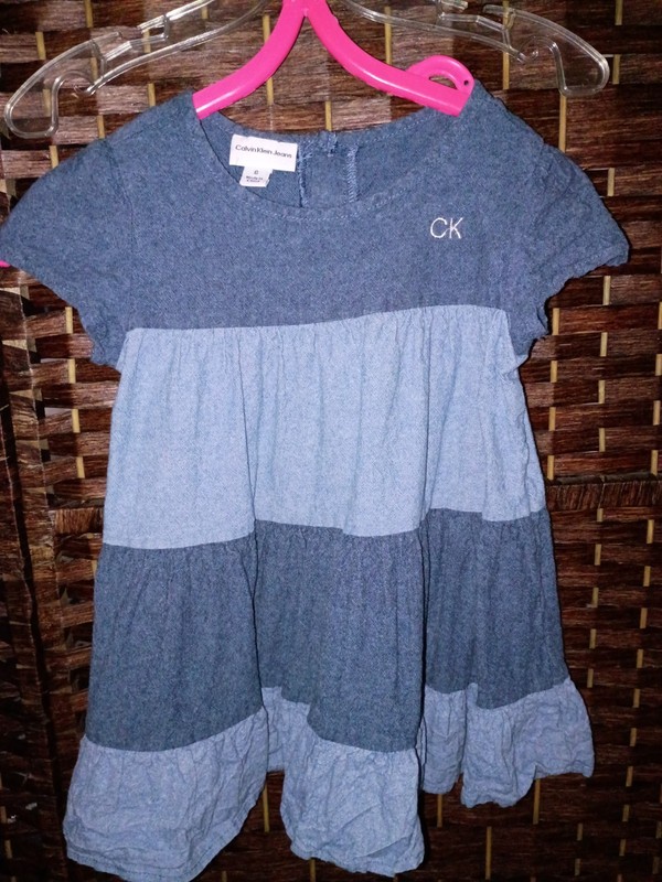 Little Girls Calvin Klein Dress size 6