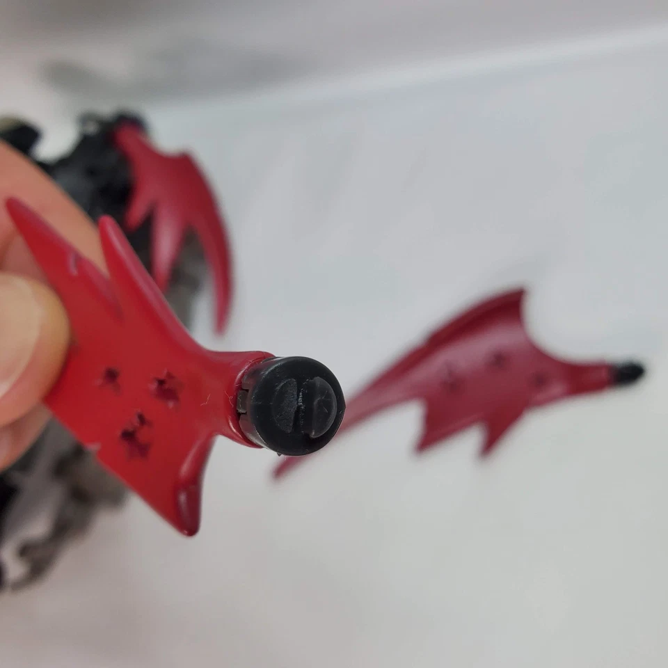 Figura de acción Digivolving Cyberdramon to Justimon 2001 DIGIMON Bandai INCOMPLETA Foto 3 de 4