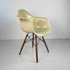 Sedia RAR DAW Eames Herman Miller Vintage Anni 1950 In Parchment White #4021C