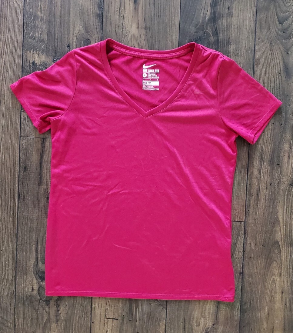 Nike Dri-Fit Womens Large L Fuchsia V Neck Short Sleeve Athletic