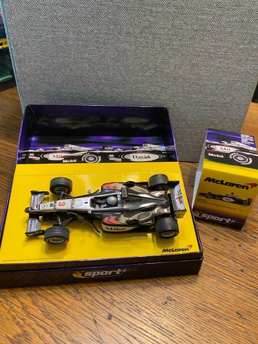 Scalextric 1/32 Slot Car C2262 McLaren Mercedes MP4-16 #6 of 5000