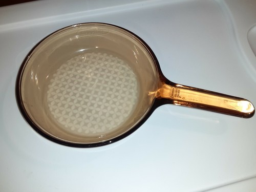 Sartén Corning Ware Visions 7 pulgadas con fondo de gofre ámbar vintage Francia - Imagen 1 de 6