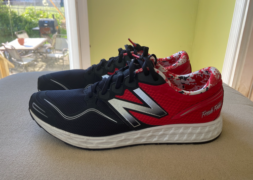 NEW BALANCE MENS M1980MR SNEAKERS SIZE 