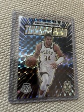 2024-25 Panini Mosaic Thunder Road Silver Prizm Giannis Antetokounmpo #9