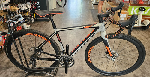 2016 Scott Addict Gravel Disc Bike size XS 49cm Retail $4000
