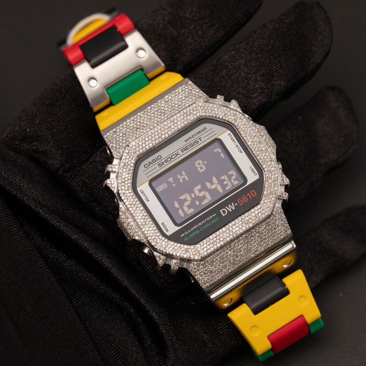 クリスタル　ドルジェ G-Shock DW5610MT-1 Black Dial White Diamond Watch, 3.90ct | eBay