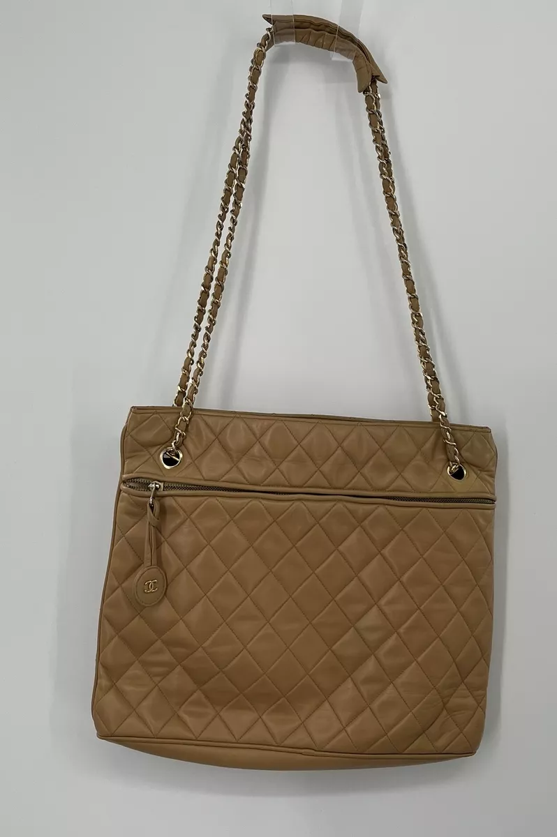 VINTAGE CHANEL LARGE QUILTED TOP BAG