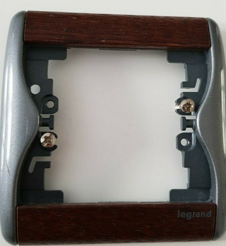 Plaque Interrupteur Legrand Sagane Xéliomat Rouge Cerise, Modèle 85230