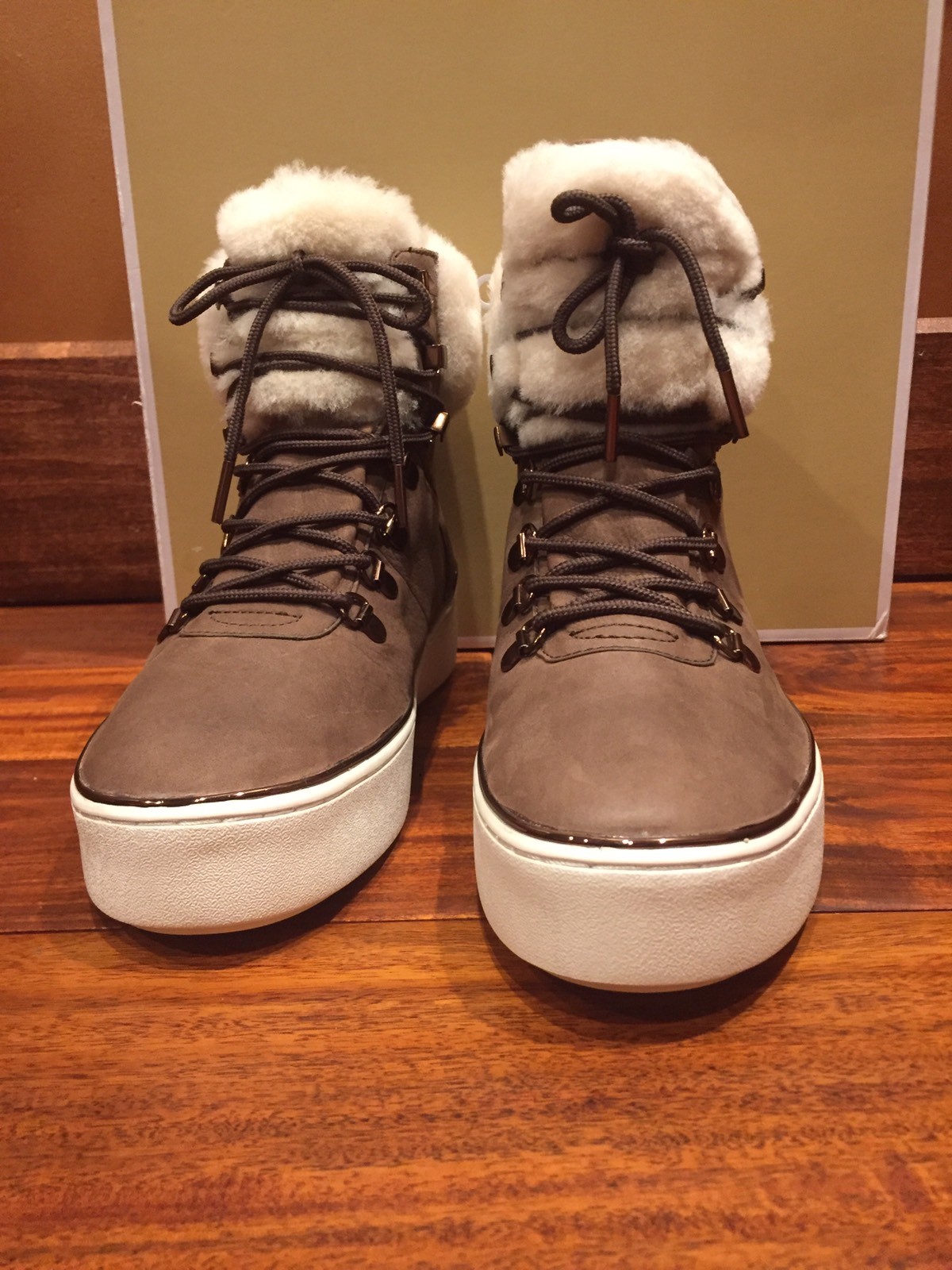 michael kors kyle hiker