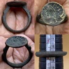 WONDERFUL UNRESEARCHED ANCIENT ROMAN BRONZE UNIQUE QUEEN RING
