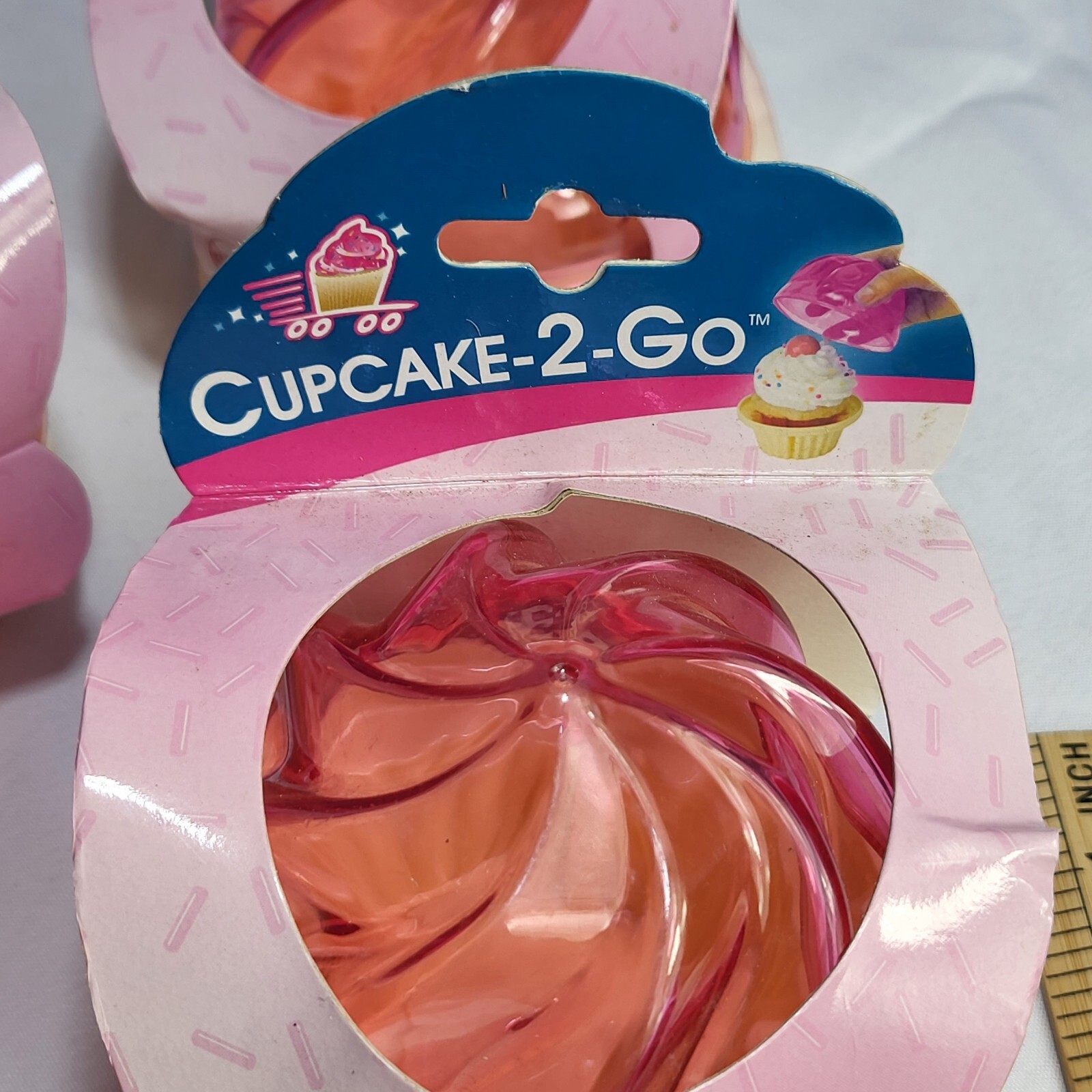 Cupcake 2 Go Individual Portable Cupcake Storage Holder Container Pink Lot of 4-image