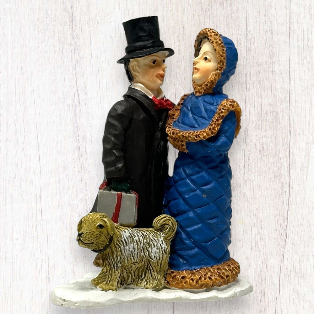 Lang & Wise Christmas Tea Shoppe Man and Lady with Dog 1996 VTG