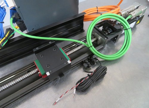 C189115 Hiwin KK8620C Ball Screw Linear Stage (620mm) w/ Schneider Motor+Driver - Picture 4 of 10