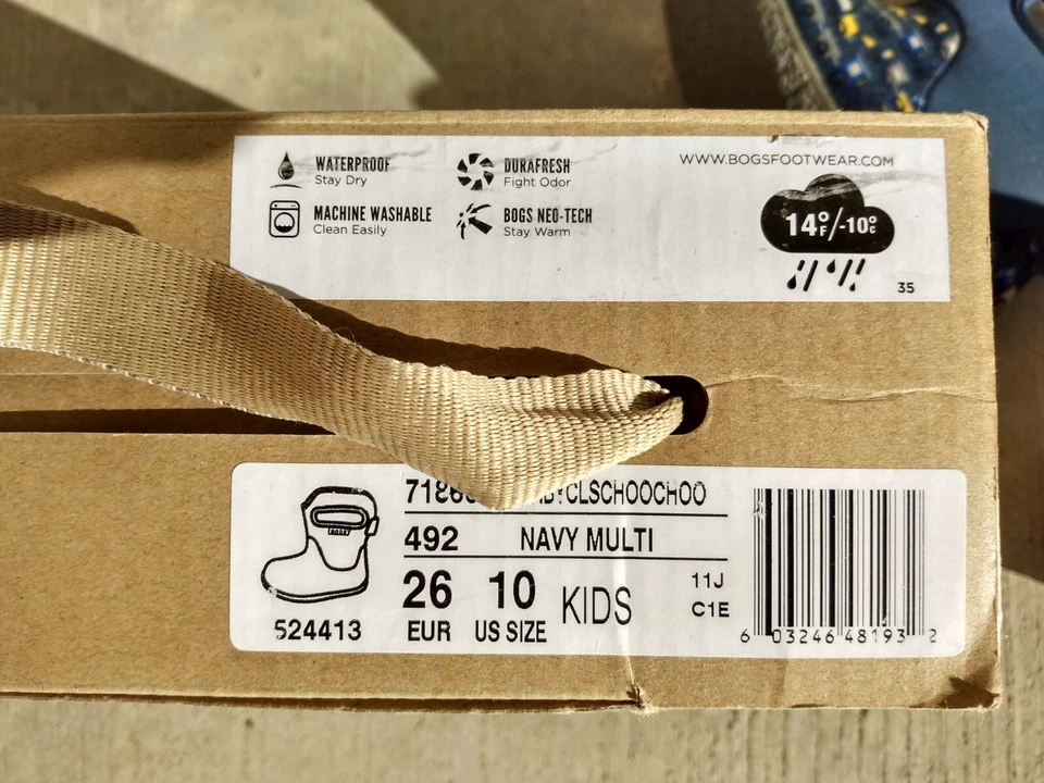 BOGS Bebé Talla 10 Azul Chugga Choo Tren Invierno Botas de Nieve Foto 4 de 4