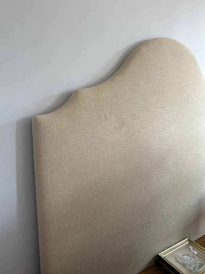 Cabecero de tela West Elm - Cama king size Foto 2 de 3