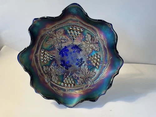 Northwood Carnival Glass Grape and Cable Ruffled Bowl 7.5 " Amethyst Purple