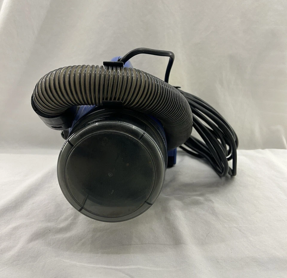 Shark Handheld Bagless Vacuum Cleaner V15Z Blue Lightweight HEPA Filter - Image 3 of 4