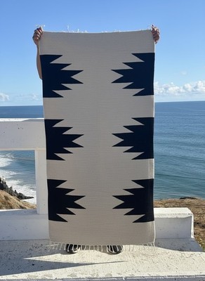 5x2.75 Handwoven wool Navajo Southwestern Design Native American Style Area Rug
