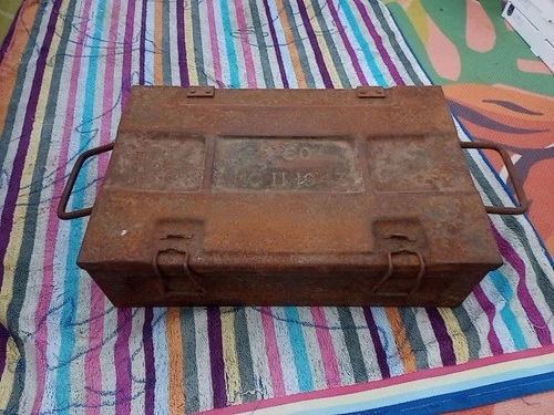 WW2 British Military Steel Ammunition / Equipment Box – Dated 1943