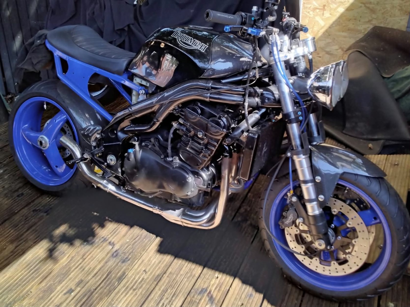 Triumph 955i Speed Triple 2001 Project Spares Or Repair Project Bike