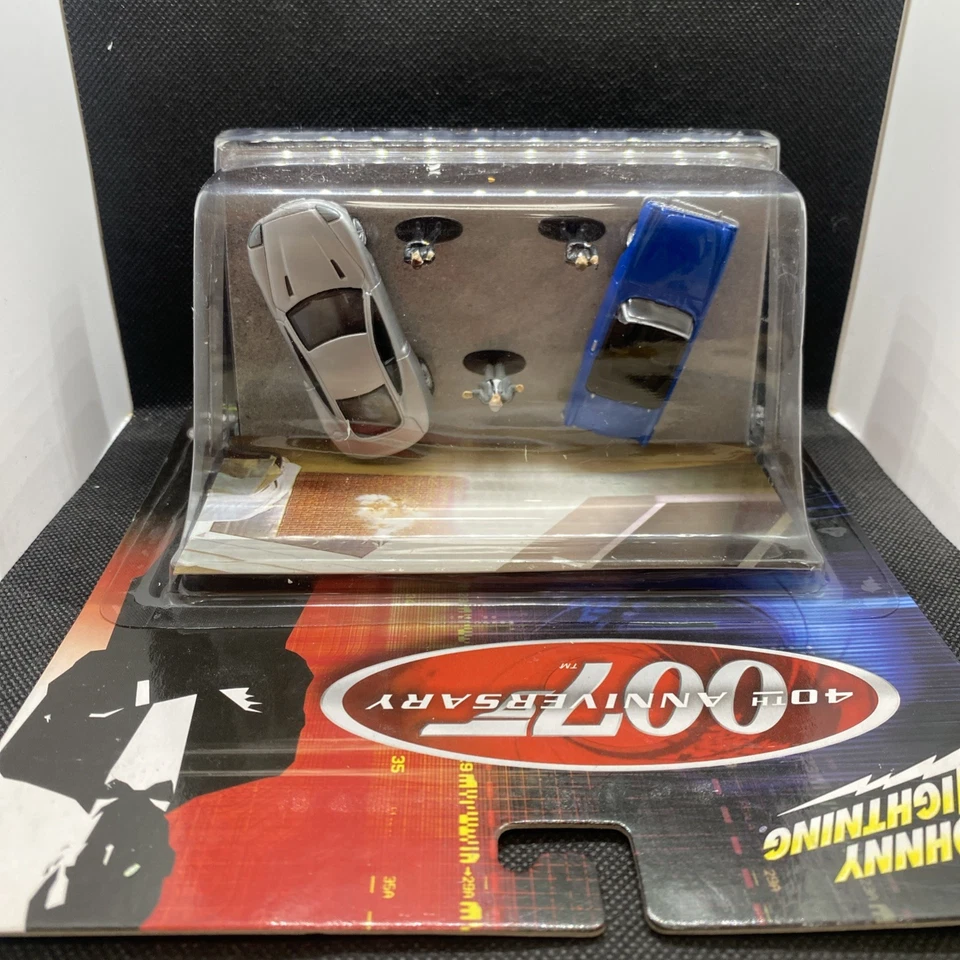 Johnny Lightning James Bond 007 40th Anniversary Choose Q,s Ruse - Image 3 of 4