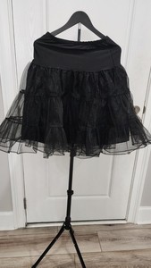 crinoline petticoat for women. Size Med.