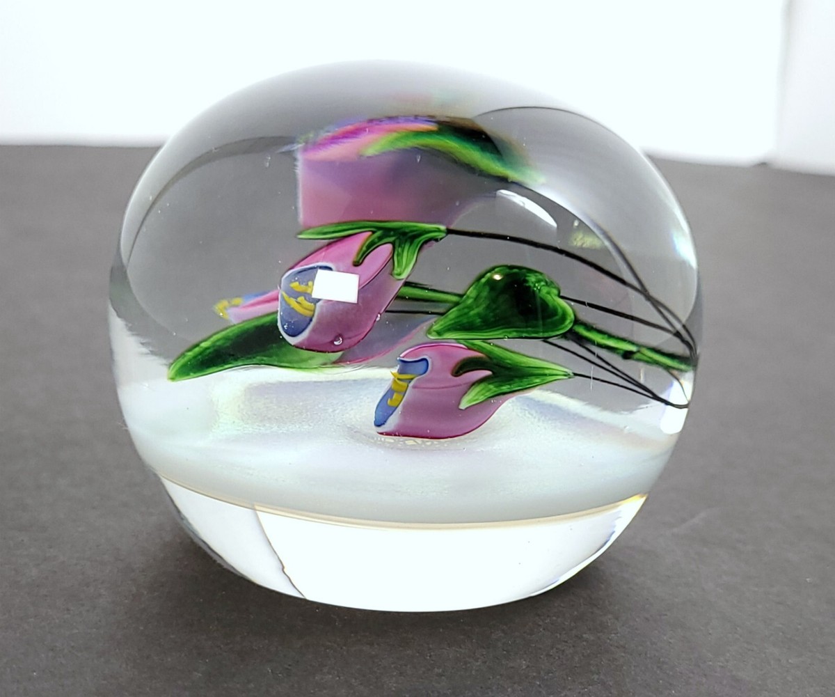 Steven Lundberg Studios Paperweight 1984 pink-purple flowers art