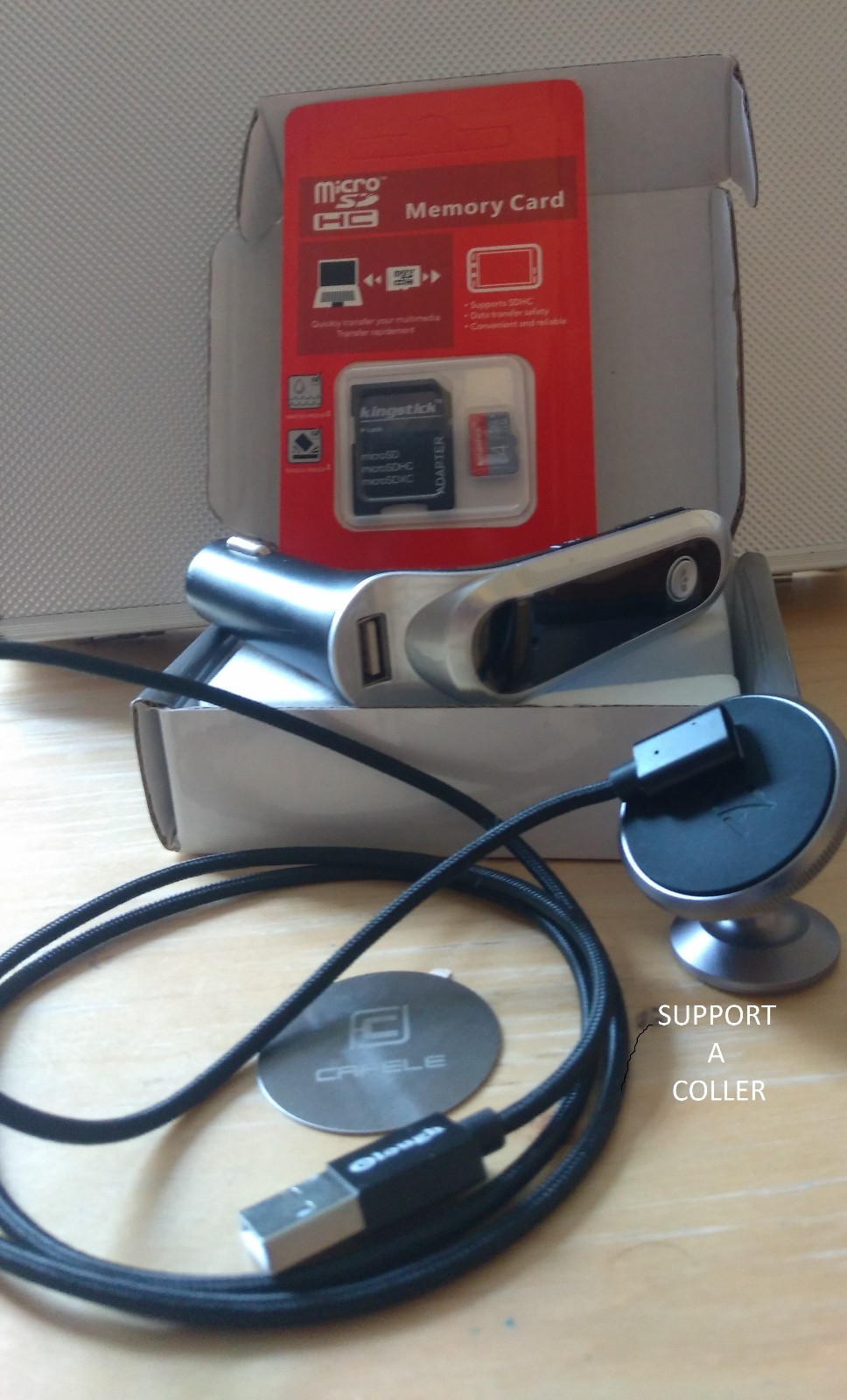 Kit main libre bluetooth FM reduction bruit et charge magnetique rapide